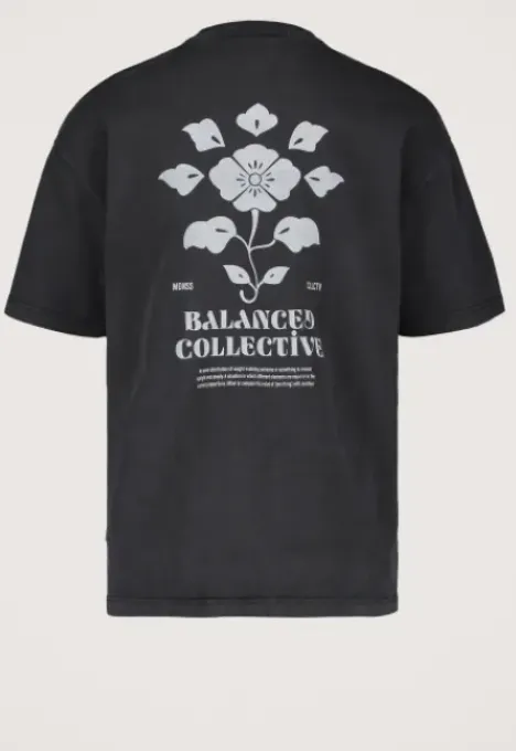 Best Meadow T-Shirt T-shirts