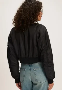 Online Meggy Jas Jassen