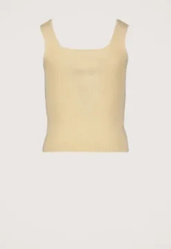 Merche Top T-shirts & Tops