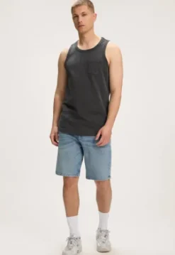 Hot Moker T-Shirt T-shirts