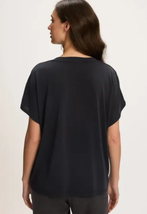 Clearance Sanne T-shirt T-shirts & Tops