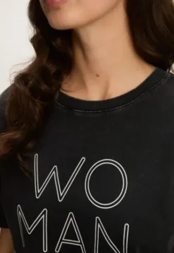 Hot Sera T-shirt T-shirts & Tops